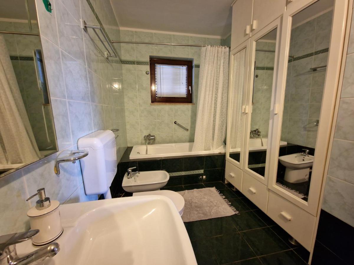 Apartments Katarina - New Renovated روفينج المظهر الخارجي الصورة