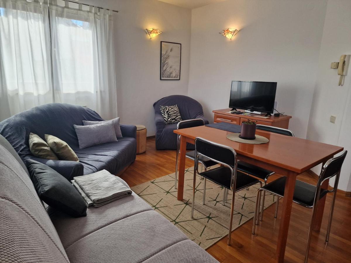 Apartments Katarina - New Renovated روفينج المظهر الخارجي الصورة