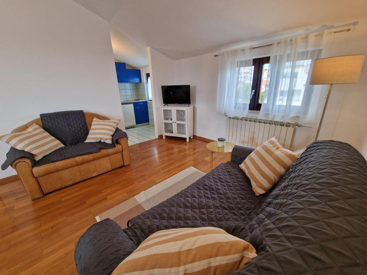 Apartments Katarina - New Renovated روفينج المظهر الخارجي الصورة