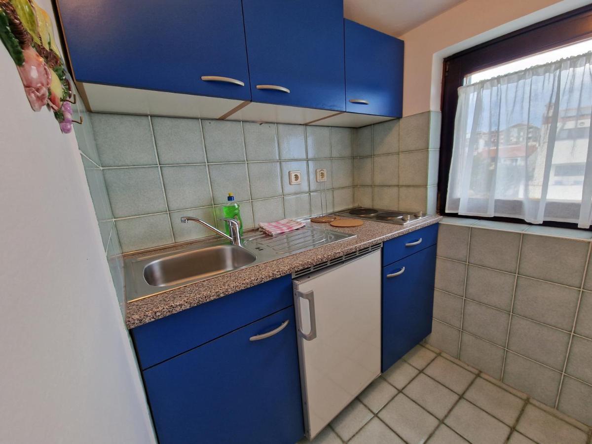 Apartments Katarina - New Renovated روفينج المظهر الخارجي الصورة