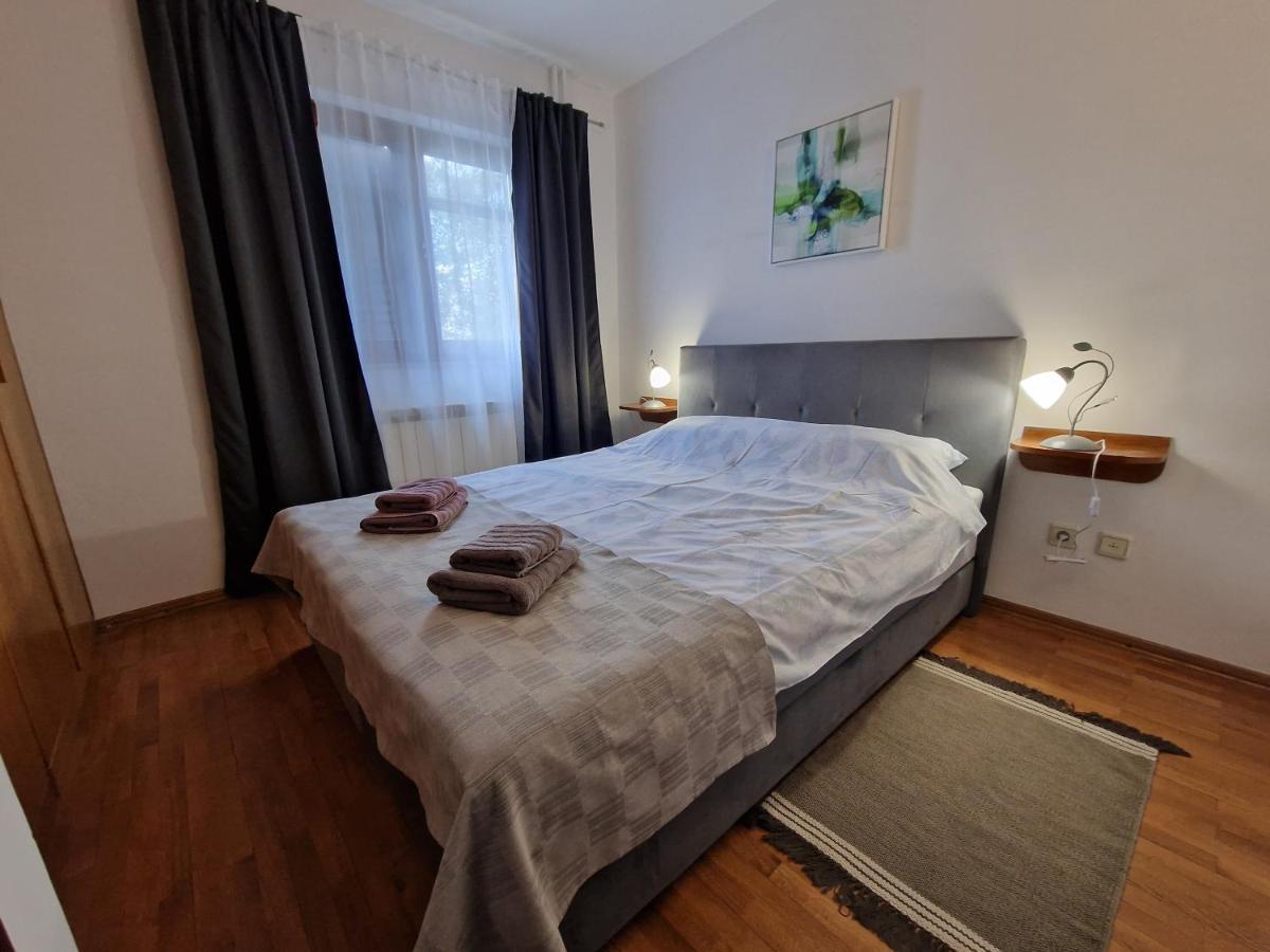 Apartments Katarina - New Renovated روفينج المظهر الخارجي الصورة