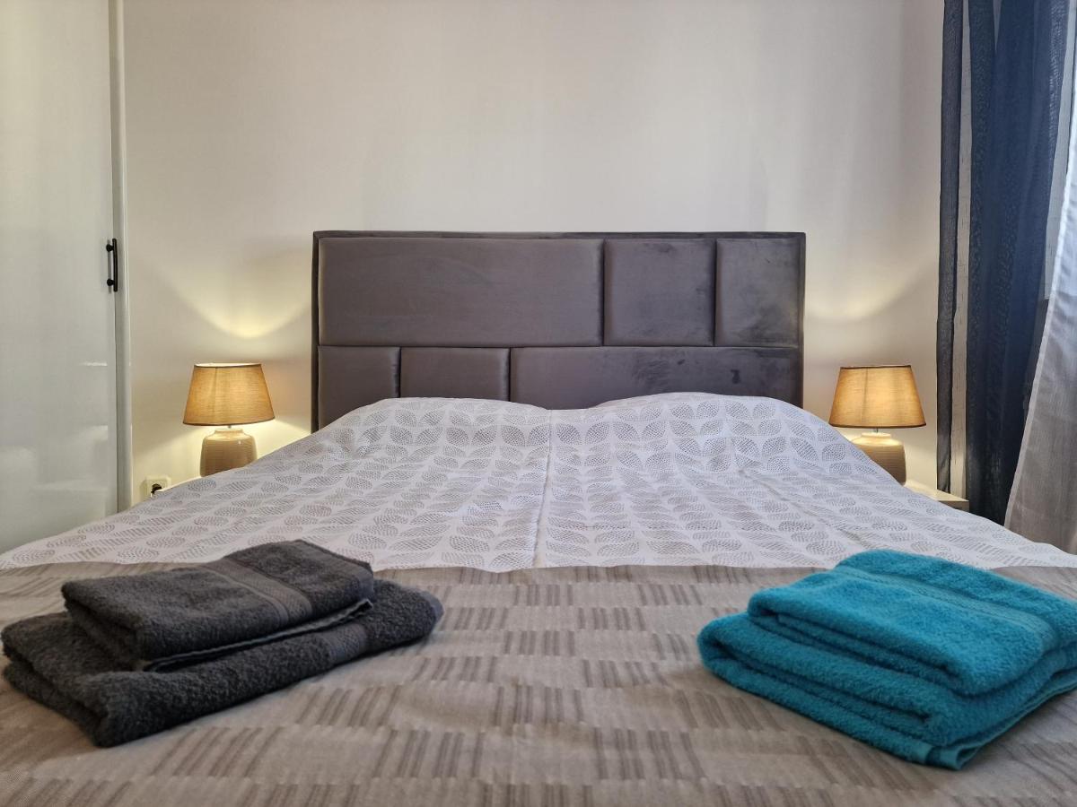 Apartments Katarina - New Renovated روفينج المظهر الخارجي الصورة